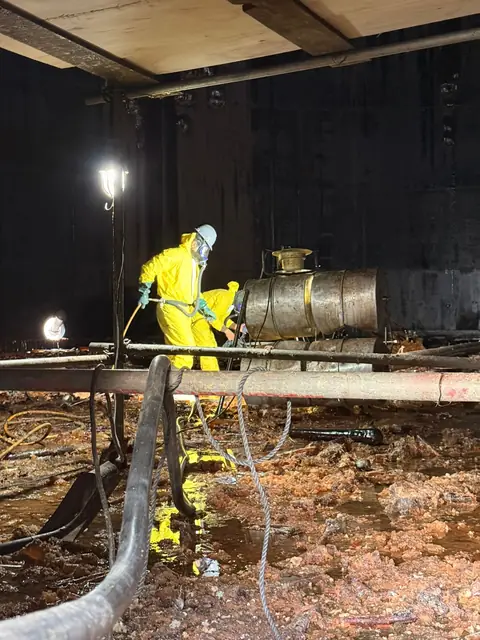 Limpeza Manutenção Tanques Armazenamento — Solutec AM
